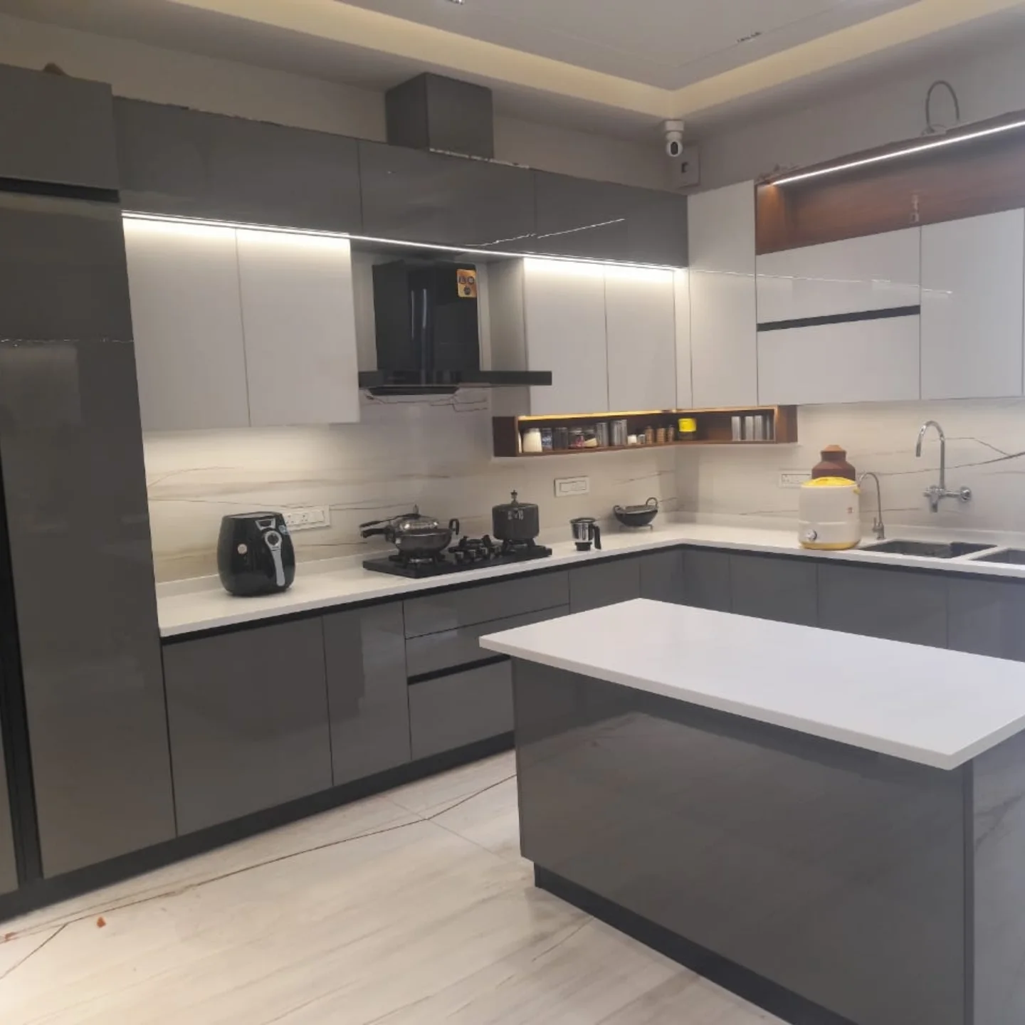 Image gallery marquee